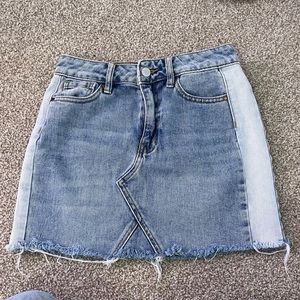 PacSun skirt sz 24